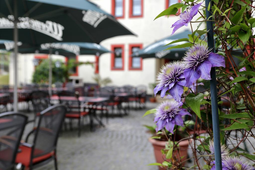 Gasthof Und Hotel Roter Hirsch Claußnitz Eksteriør bilde